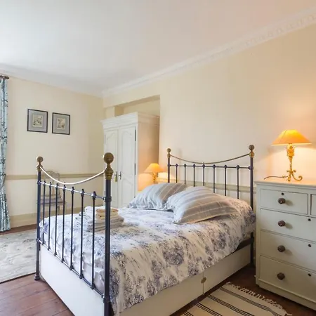 Villa Sleeps 10 Wifi Lanquais