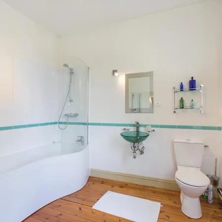 Sleeps 10 Wifi * Lanquais